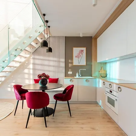 Whiteblue 56 Blizej Morza Daire *